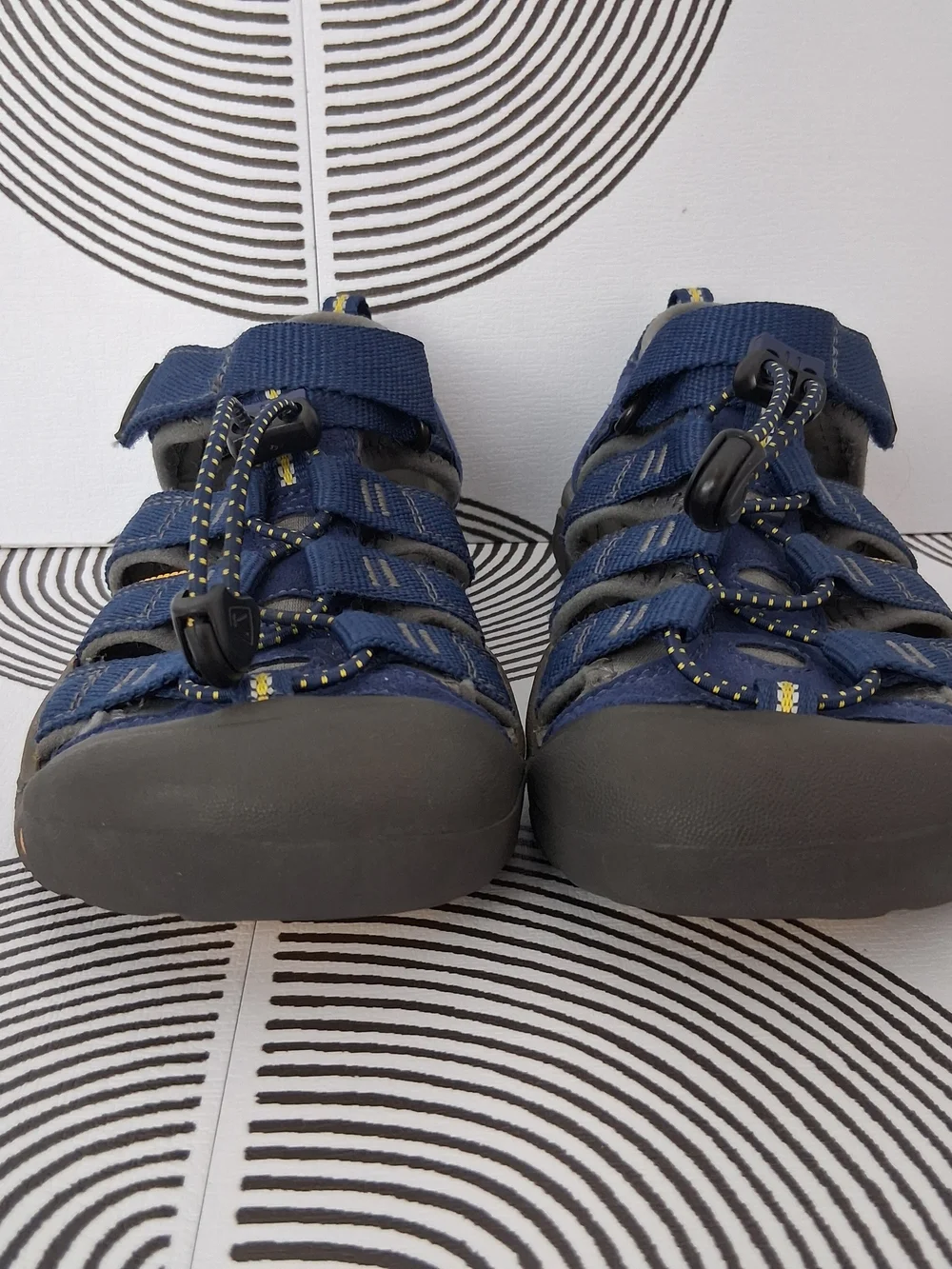 Keen Newport H2 Sport Youth Boys Kids Sz 2 Blue Waterproof Shoes Rubber Sandals